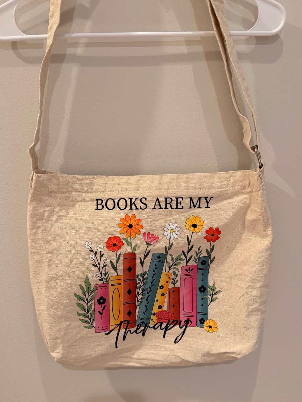 Canvas 'Books Are My Therapy' Crossbody Tote - Cream